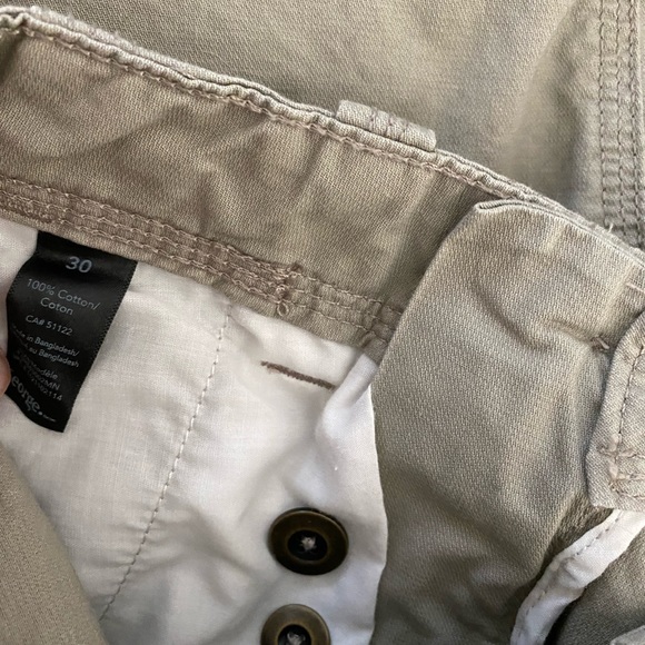 Cargo shorts - Picture 3 of 3